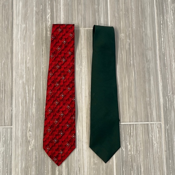 Robert Talbott Other - Set of 2 Men’s Ties, red print and hunter green